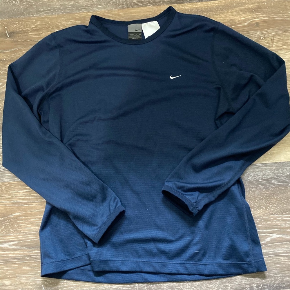 NIKE navy long sleeve shirt
